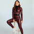Diva Luxe Eco-Leather Set – Vino | Chaqueta Crop + Leggings de Cintura Alta